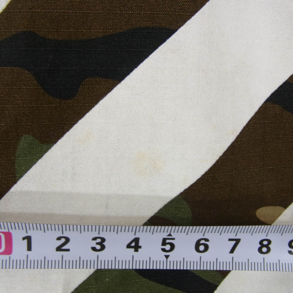 OFF-WHITE オフホワイト ARCHIVE FIELD JACKET カモフラ 迷彩 袖ワッペン バックロゴ アーカイブ フィールド ミリタリー ジャケット カーキ系 M【中古】