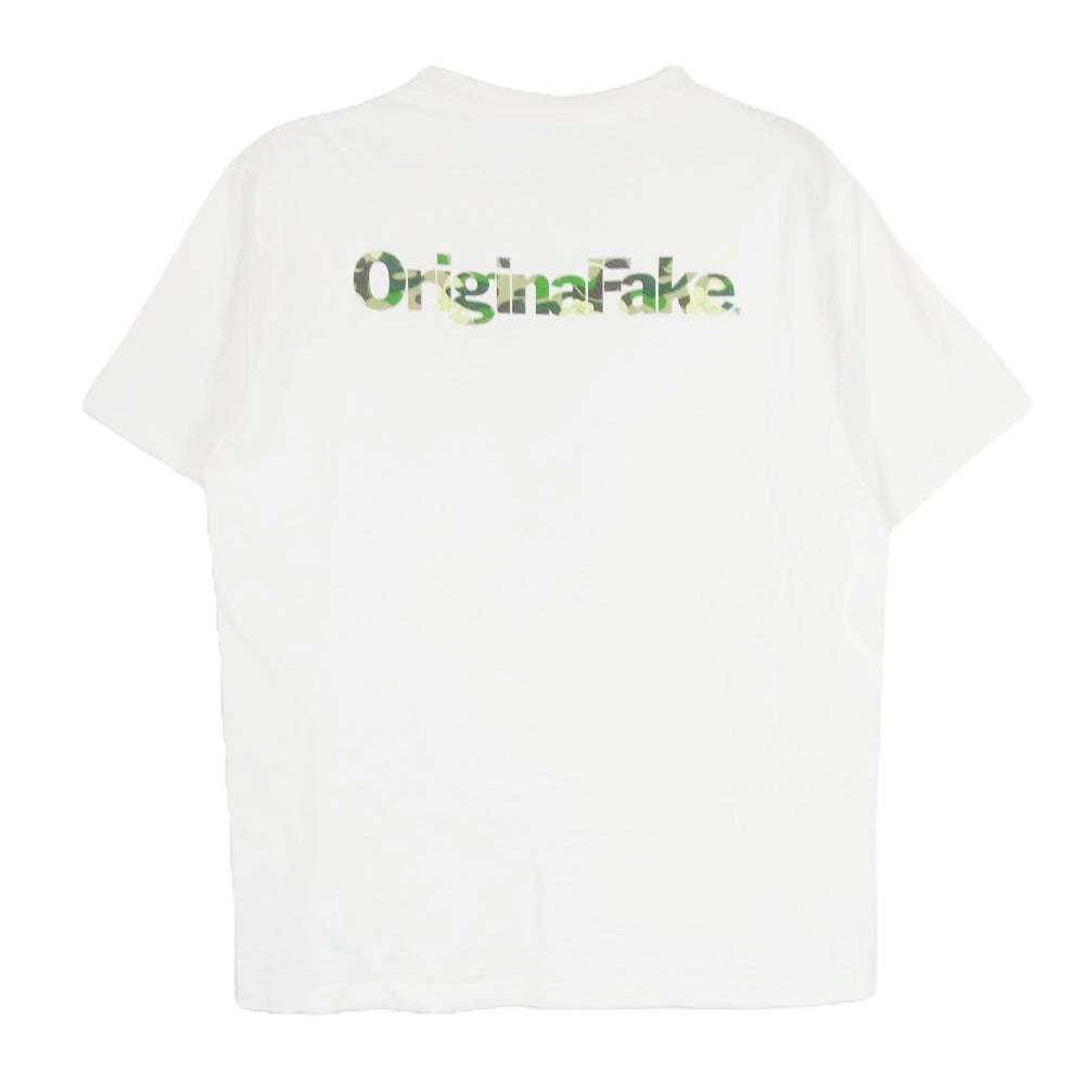 A BATHING APE アベイシングエイプ × KAWS カウズ ORIGINAL FAKE CAMO カモフラ 迷彩 半袖 Tシャツ ホワイト系 M【中古】