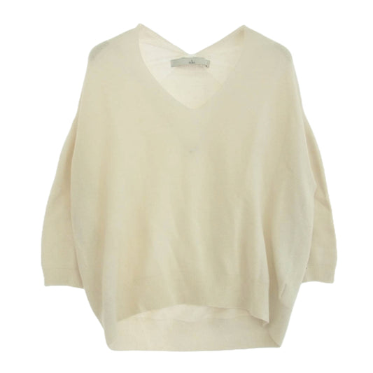 ティアラ Vネック ニット セーター ホワイト系 サイズ表記不明【中古】