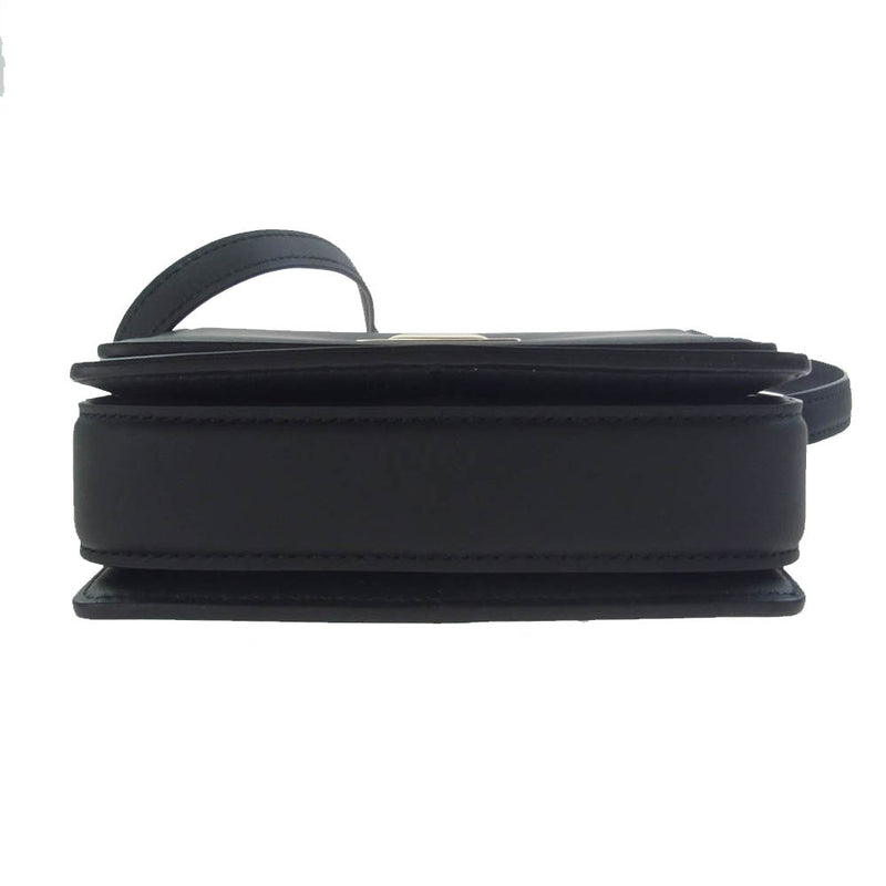 MAX MARA マックスマーラ Small MM ハンドバッグ レザー ショルダー MAX MARA マックスマーラ Small MM ハンドバッグ レザー ショルダー