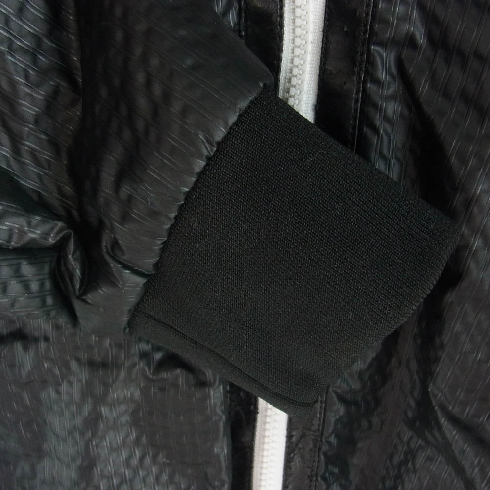 Emporio Armani エンポリオ・アルマーニ EMILE LINE ナイロン フルジップ パーカー ジャケット ブラック系 50【中古】