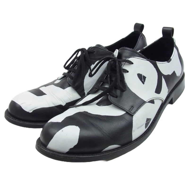 COMME des GARCONS HOMME PLUS コムデギャルソンオムプリュス レザーシューズ ロゴ 総柄 ブラック系 ホワイト系 27【中古】