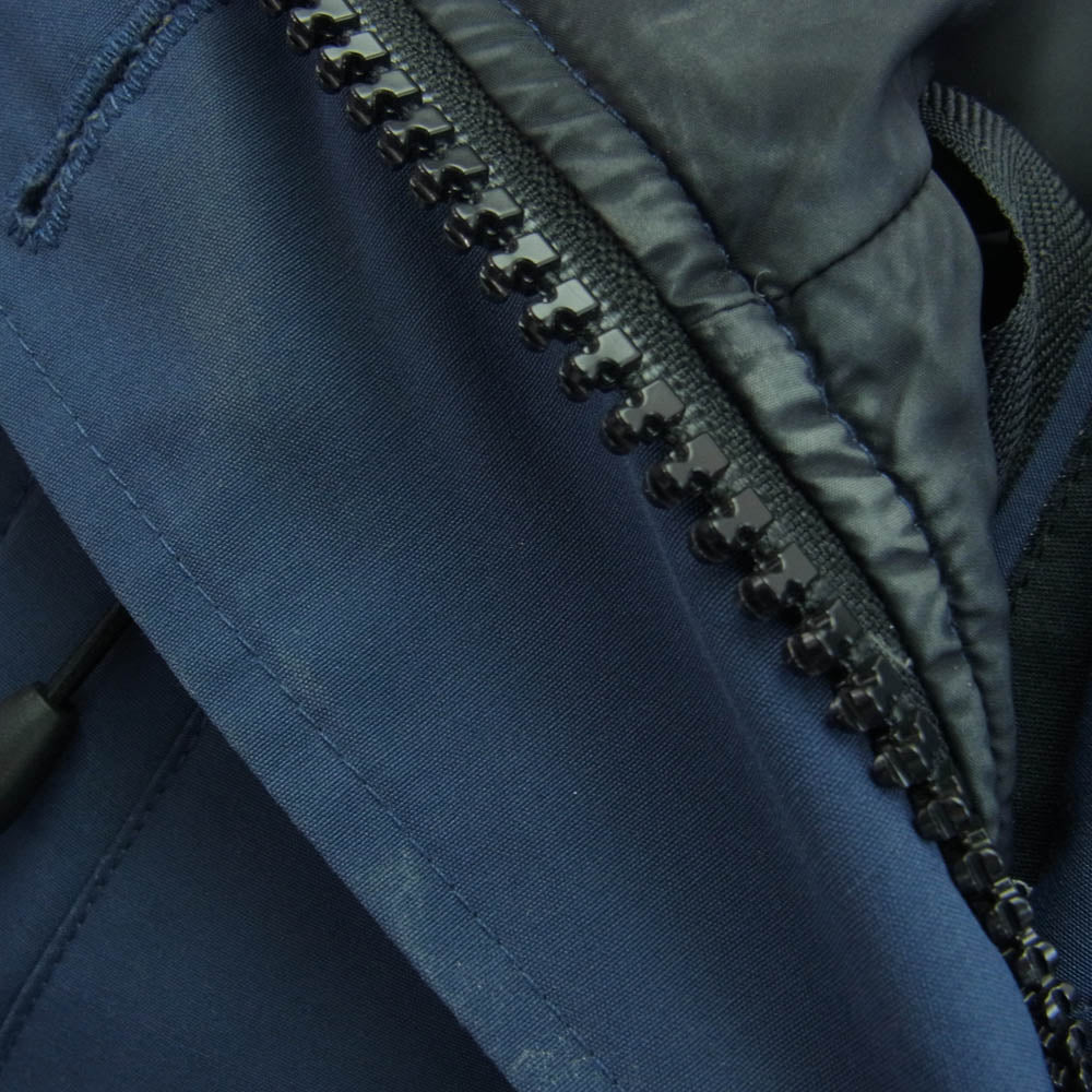 CANADA GOOSE カナダグース 2530LA 国内正規品 グリフィンタグ Montebello Parka モンテベッロ パーカ ダウンジャケット ネイビー系 XS【中古】