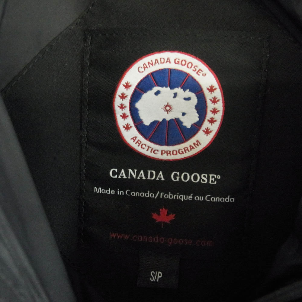 CANADA GOOSE カナダグース 2302JL 国内正規品 グリフィンタグ Mackenzie Parka Heritage マッケンジー パーカ ヘリテージ ダウンコート ダウンジャケット ブラック系 S/P【中古】
