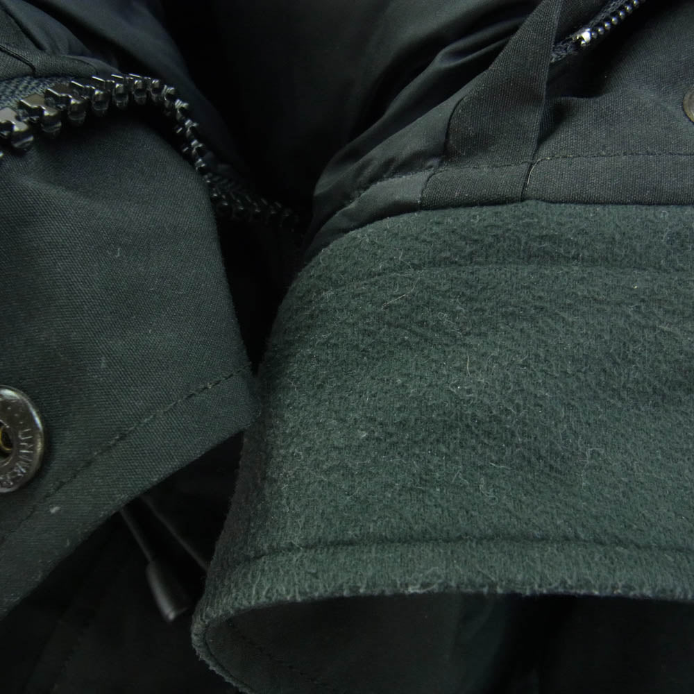 CANADA GOOSE カナダグース 2302JL 国内正規品 グリフィンタグ Mackenzie Parka Heritage マッケンジー パーカ ヘリテージ ダウンコート ダウンジャケット ブラック系 S/P【中古】