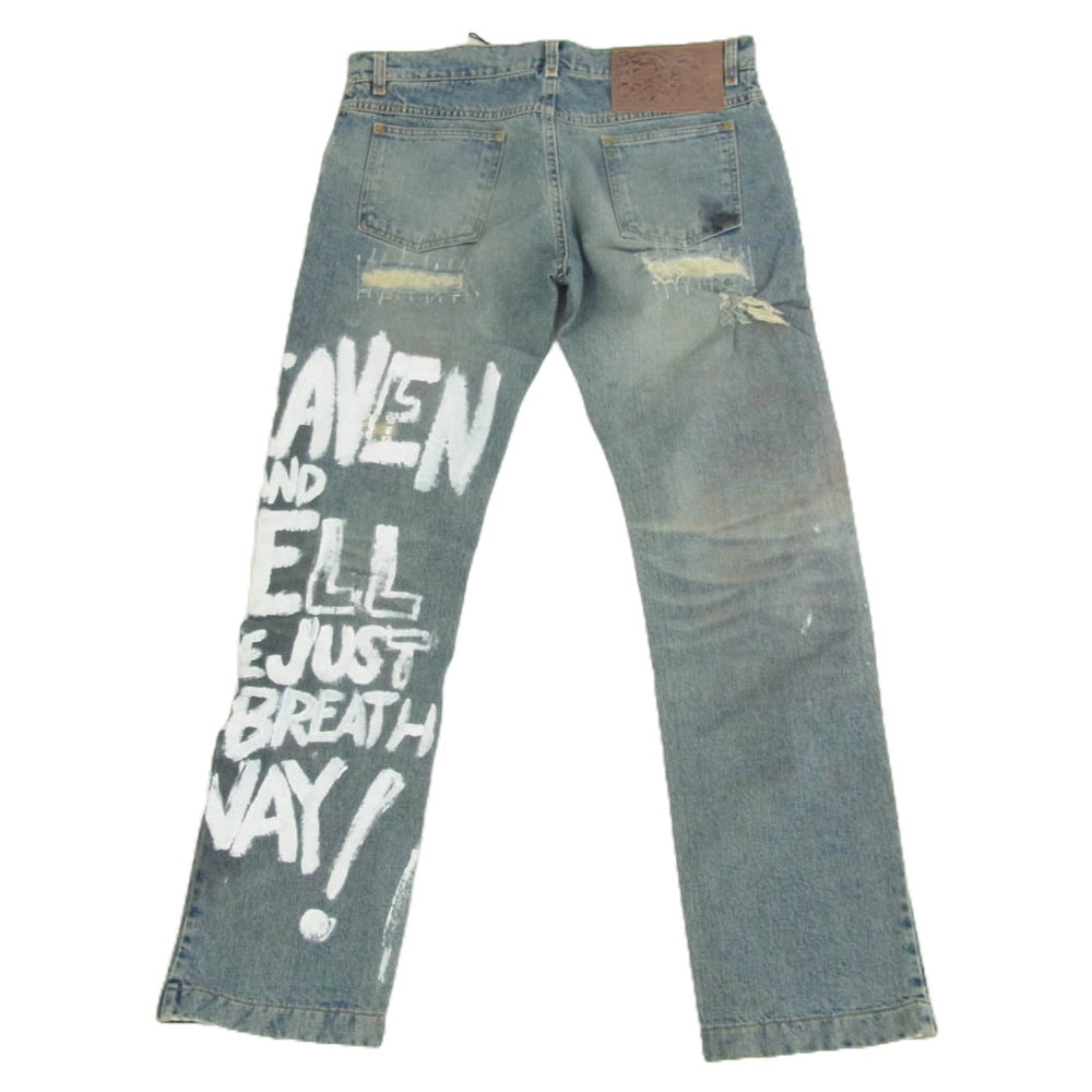 DOLCE&GABBANA ドルチェアンドガッバーナ 9466 01AW Archive アーカイブ GRAFFITI JEANS HEAVEN AND HELL ARE JUST ONE BREATH AWAY ANDY WARHOL 安全ピン装飾 グラフィティ ダメージ デニムパンツ インディゴブルー系 L【中古】