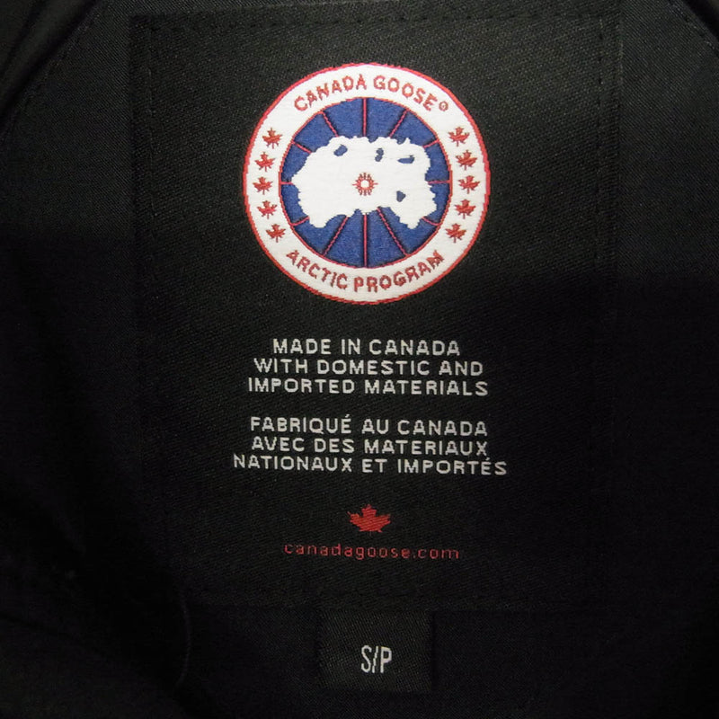 CANADA GOOSE カナダグース 2301JM 国内正規品 サザビーリーグタグ RUSSELL PARKA ラッセルパーカ ダウンジャケット ブラック系 S【中古】