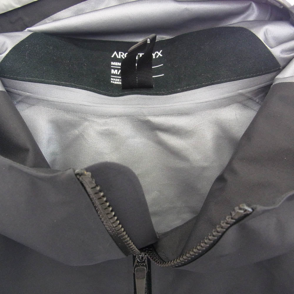 ARC'TERYX アークテリクス 24SS X000007725 Beta Lightweight Jacket ベータ ライトウェイト ジャケット ブラック系 M【美品】【中古】