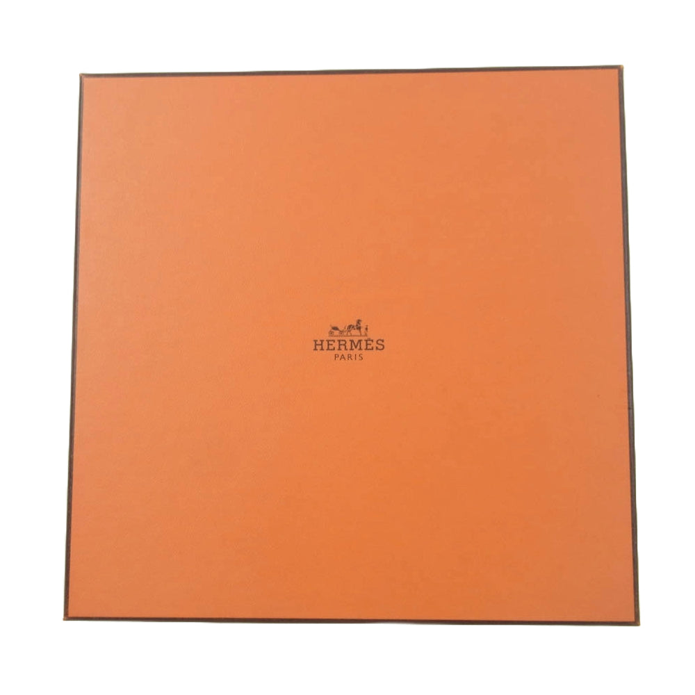 HERMES エルメス シルク100% SPORT エルメススポーツ カレ90? スカーフ ブラック系 グレー系 マルチカラー系【中古】