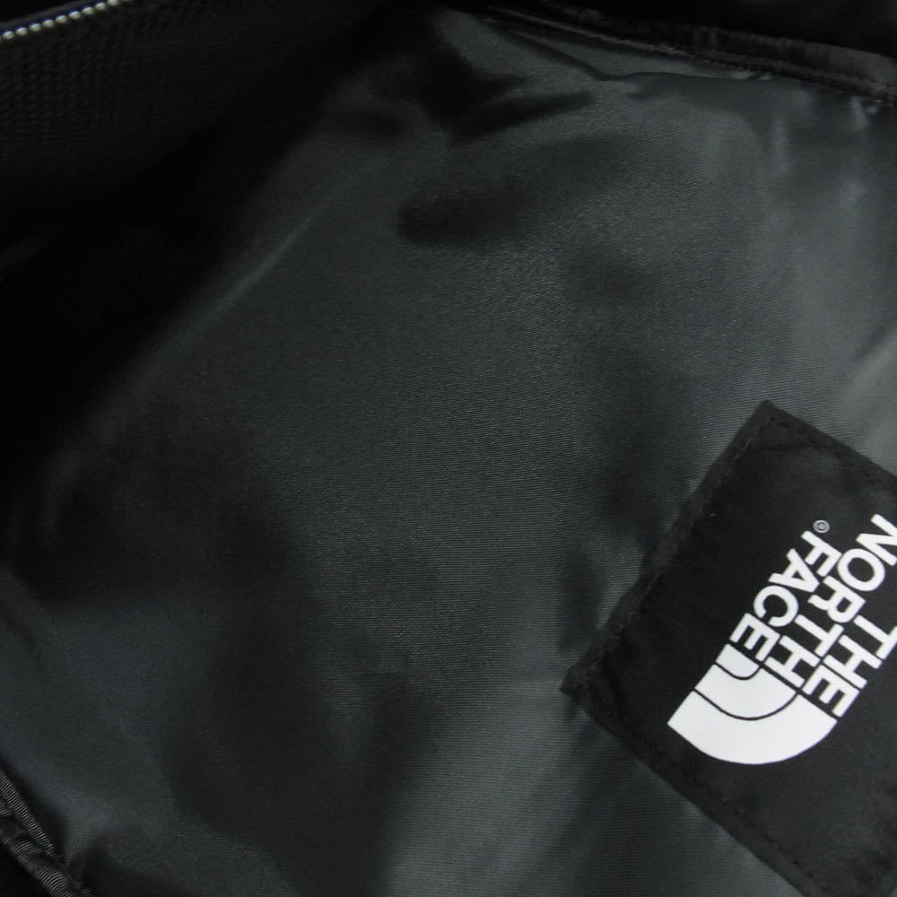 THE NORTH FACE ノースフェイス BASE CAMP VOYAGER DAYPACK ベース キャンプ ボイジャー デイパック バックパック NF0A81DM ブラック系【美品】【中古】