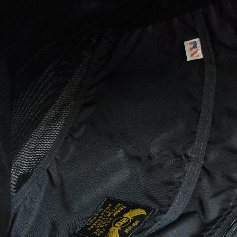 BRIEFING ブリーフィング USA製 20Th NEO T-SHOULDER ショルダー バッグ ブラック系【中古】