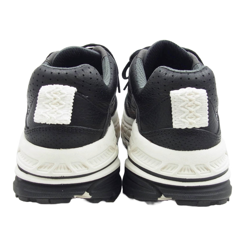 WHITE MOUNTAINEERING ホワイトマウンテニアリング UGG アグ M WM CA805 SNEAKER 1128135 スニーカー ブラック系 26cm【中古】