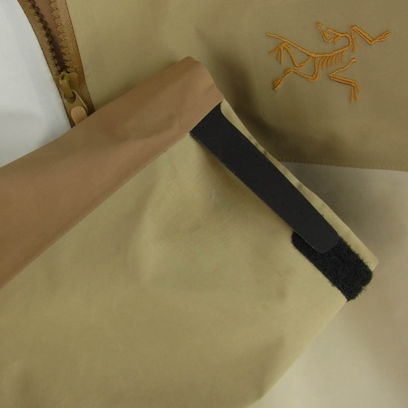 ARC'TERYX アークテリクス X000009269 × BEAMS Beta Jacket ARC'TERYX アークテリクス X000009269 × BEAMS Beta Jacket