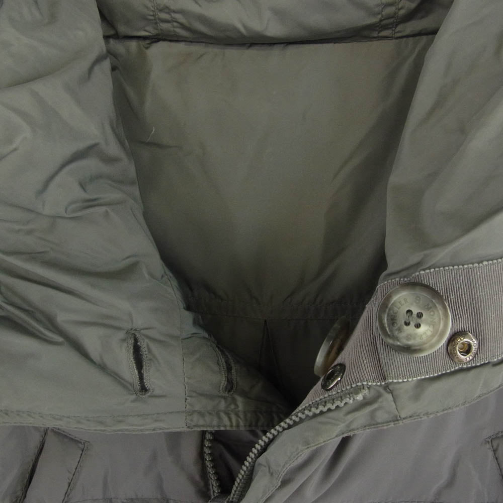 MONCLER モンクレール 112-09s-46402-05 SERINA セリナ リバーシブル ダウン ジャケット カーキ系 1【中古】