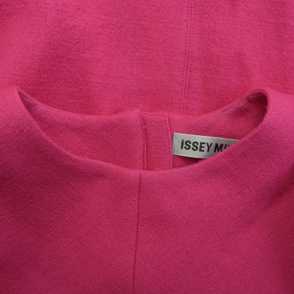 ISSEY MIYAKE イッセイミヤケ 24AW IM43FJ029 ENTWINE 変形 スリーブ ウール ニット ピンク系 2【中古】