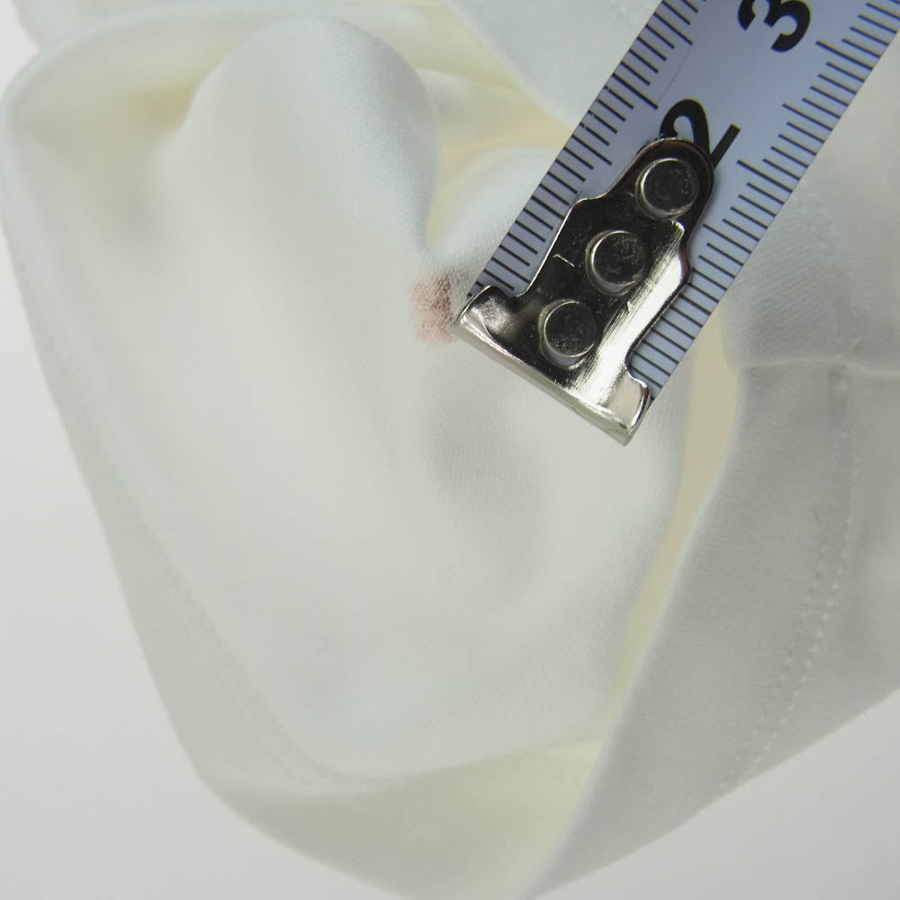 LOUIS VUITTON ルイ・ヴィトン RW201W TWD FGTS15 胸 ゴールド ロゴ プリント 半袖 Tシャツ ホワイト系 XS【中古】