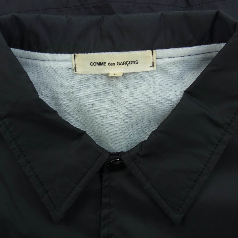 COMME des GARCONS コムデギャルソン OF-J101 荒木経惟 NOBUYOSHI ARAKI SWITCH バックプリント コーチ ジャケット ブラック系 L【中古】