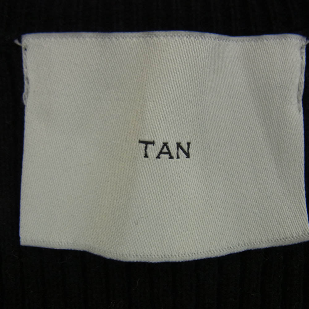 タン 21AW TN21AW003 フロントカットデザイン コンビネーション ニット トップス ブラック系 FREE【中古】