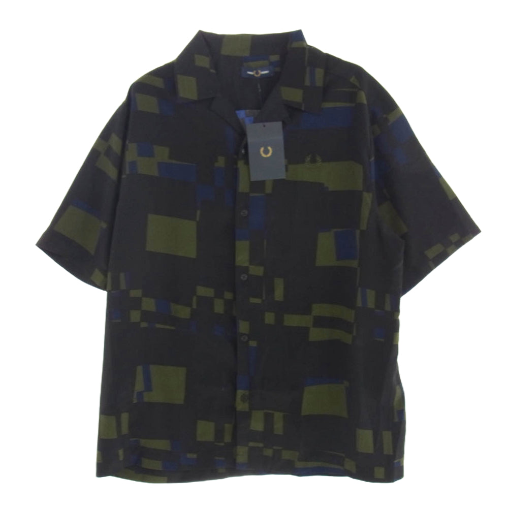 FRED PERRY フレッドペリー M4605 Print Short Sleeves オープンカラー 総柄 半袖シャツ マルチカラー系 ネイビー系 L【美品】【中古】