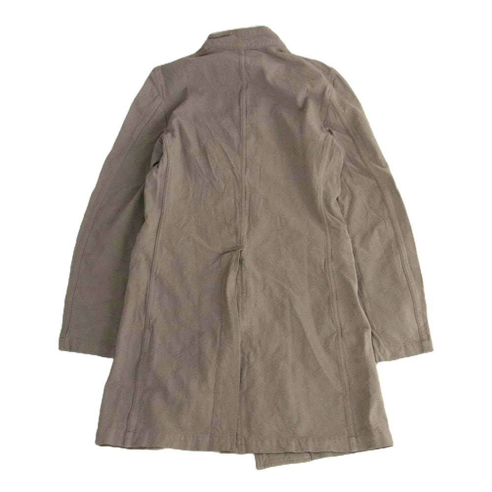 COMME des GARCONS HOMME PLUS コムデギャルソンオムプリュス AD2007 PT-J021 PT-P017 刺繍総柄スタンドカラーポリ縮 エステル製品加工 ロング タキシード ジャケット ストレートパンツ セットアップ チャコール系 S【中古】