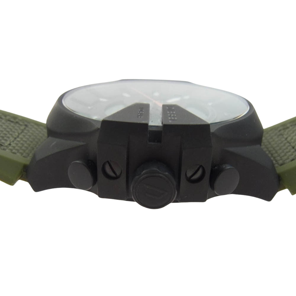 DIESEL ディーゼル DZ-4549 MEGA CHIEF メガ チーフ 51mm クオーツ アナログ デジタル アナデジ 腕時計 ウォッチ ブラック系 モスグリーン系【中古】