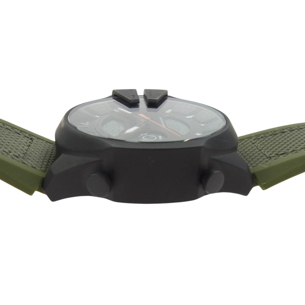 DIESEL ディーゼル DZ-4549 MEGA CHIEF メガ チーフ 51mm クオーツ アナログ デジタル アナデジ 腕時計 ウォッチ ブラック系 モスグリーン系【中古】