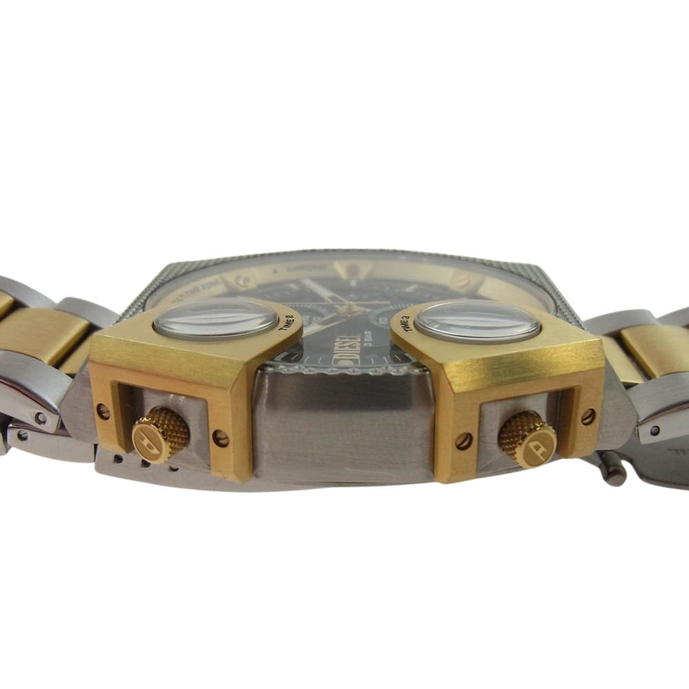 DIESEL ディーゼル DZ-7476 Mens 51mm Sideshow Quartz Stainless Steel Chronograph Watch Color SilverGold Model ミネ サイドショー クォーツ クロノグラフ ウォッチ 時計 ゴールド系 シルバー系【中古】