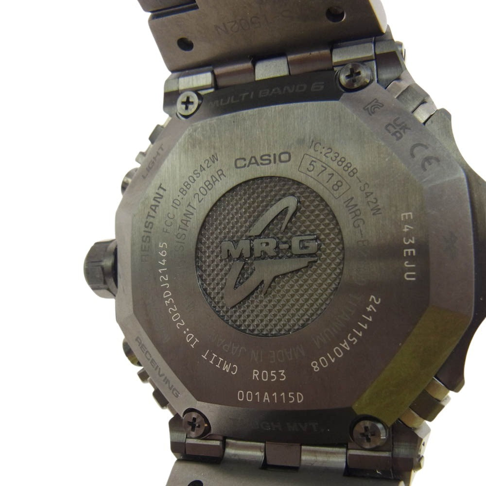 CASIO G-SHOCK カシオ ジーショック MRG-B2100B-1AJR MR-G 木組 ソーラー 電波 クォーツ Bluetooth ブラック系【極上美品】【中古】