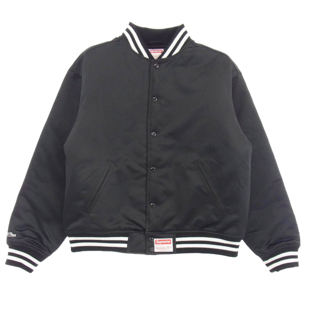 Supreme シュプリーム 24AW × Mitchell & Ness Back Logo Satin Varsity Jacket バックアーチ ロゴワッペン サテン バーシティジャケット ブルゾン ブラック系 L【中古】