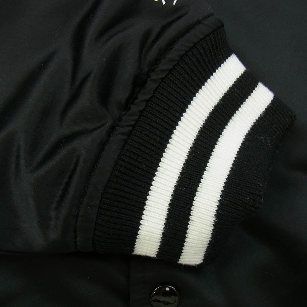 Supreme シュプリーム 24AW × Mitchell & Ness Back Logo Satin Varsity Jacket バックアーチ ロゴワッペン サテン バーシティジャケット ブルゾン ブラック系 L【中古】