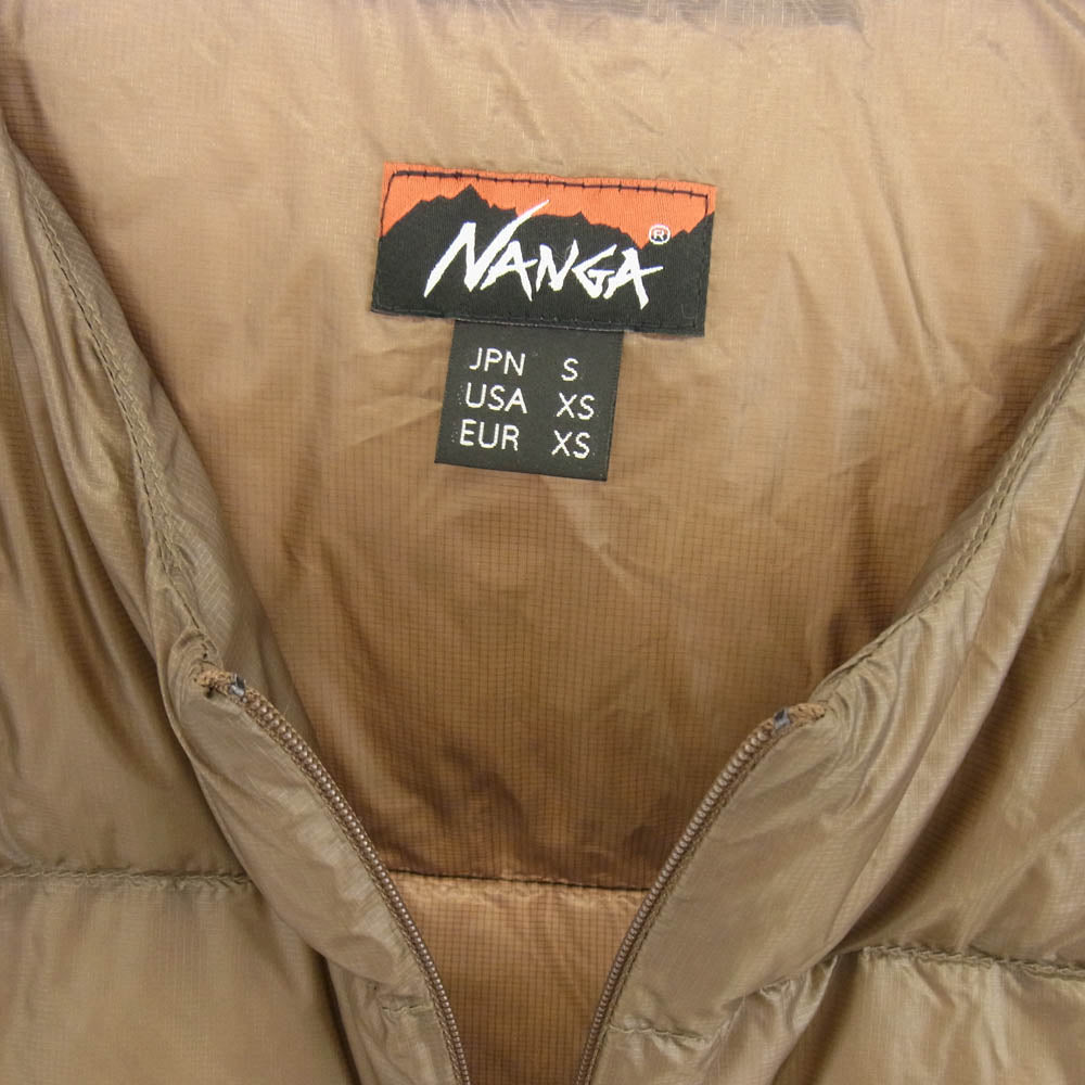 NANGA ナンガ ND2241-1A310 MOUNTAIN LODGE DOWN CREW NECK TOP マウンテンロッジ ダウン クルーネック トップ ジャケット ブラウン系 JPN S【新古品】【未使用】【中古】