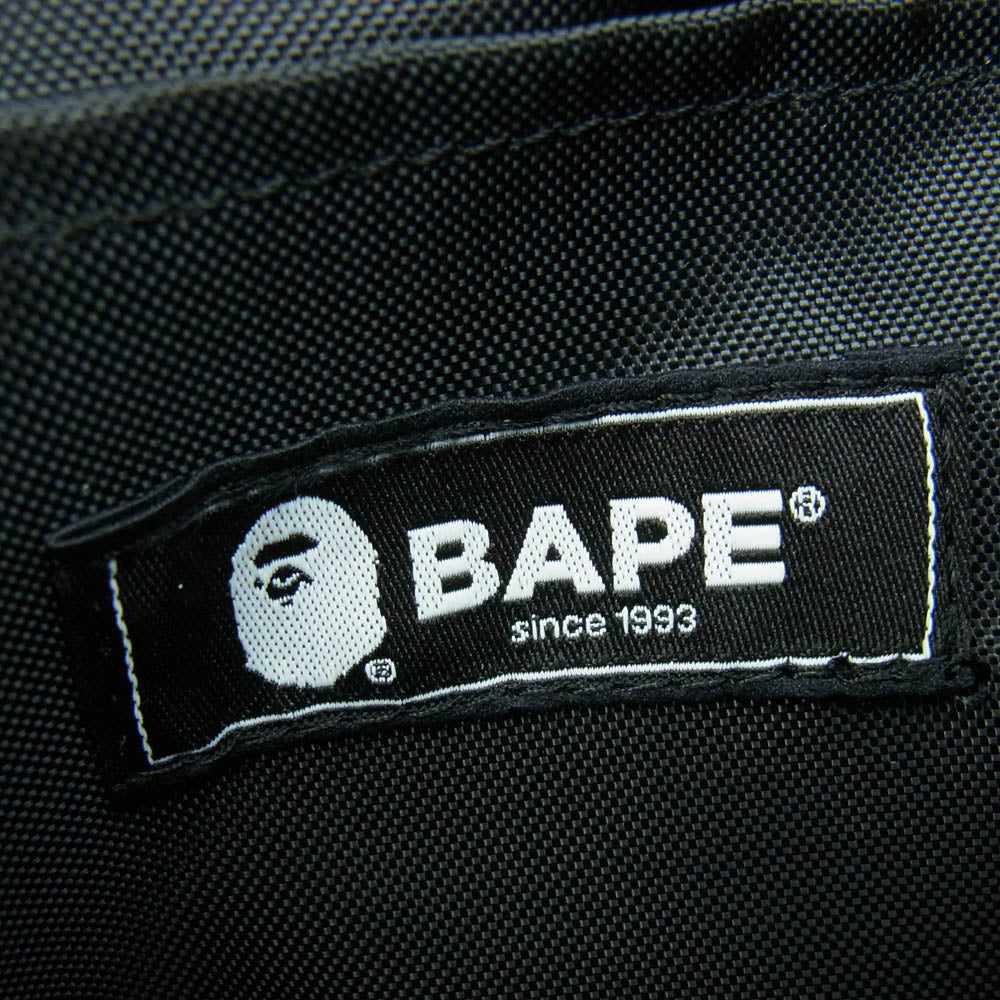 A BATHING APE アベイシングエイプ ABC CAMO MUSIC POUCH カモ ポーチ 迷彩 グリーン系【新古品】【未使用】【中古】