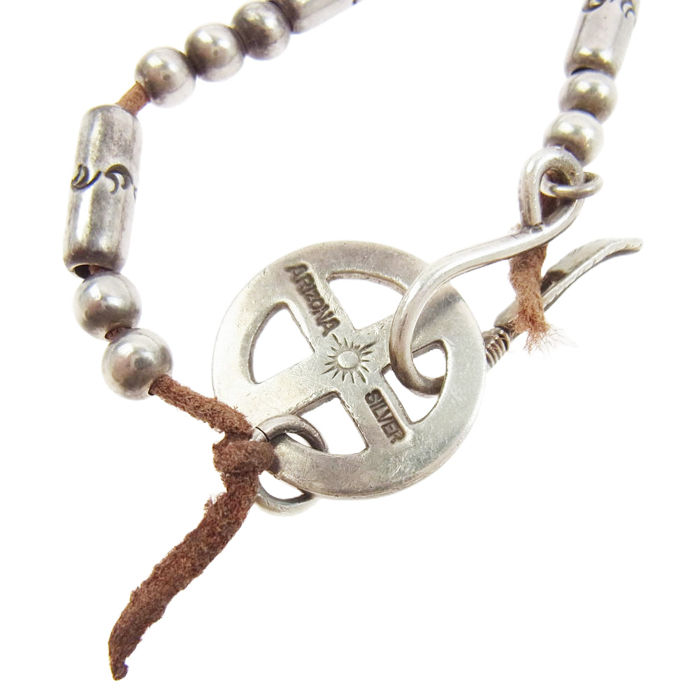 ARIZONA FREEDOM アリゾナフリーダム シルバー プレーン ホイール フェザー フック パイプビーズ ビーズ 革ひも レザー ネックレス シルバー系【中古】