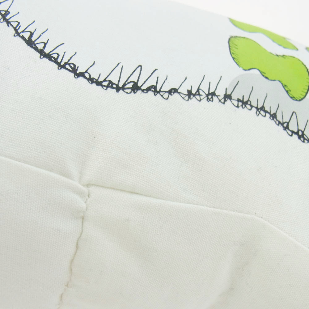 HUMAN MADE ヒューマンメイド 23AW KAWS Made Cushion #2 White カウズ メイド クッション ホワイト ホワイト系【中古】