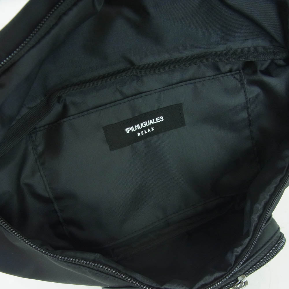 1piu1uguale3 ウノピュウノウグァーレトレ USZ-25019 シンセティックレザー サークルロゴ ボディバッグ ウエストバッグ ブラック系【極上美品】【中古】