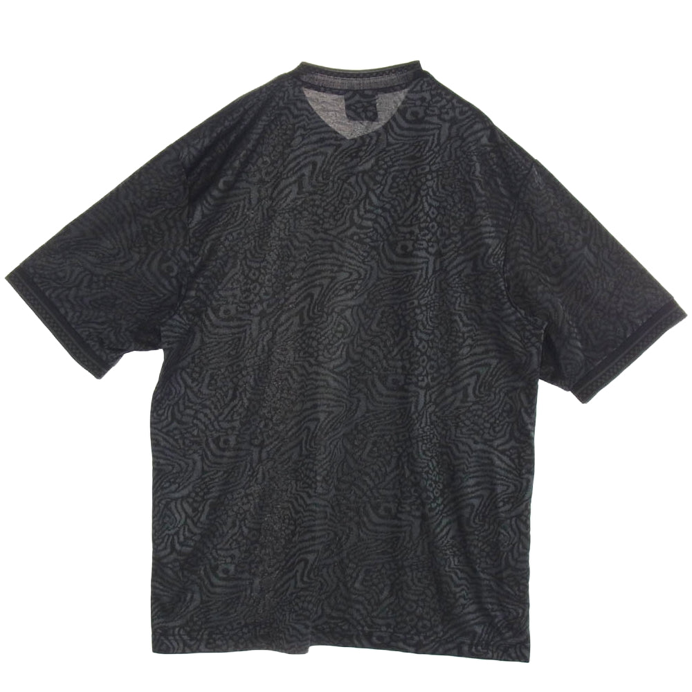 Supreme シュプリーム 23SS × Umbro アンブロ Jacquard Animal Print Soccer Jersey ジャガード アニマルプリント サッカー Ｔシャツ 半袖 ブラック系 M【中古】