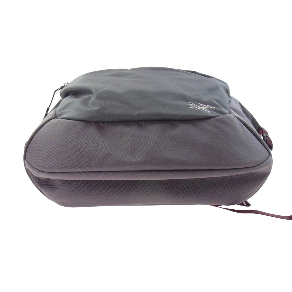 ARC'TERYX アークテリクス 6430 Mistral 16 Messenger Bag Crossbody Bag メッセンジャー バッグ ショルダー バッグ ロゴ 刺繍 グレー系 ワインレッド系【中古】