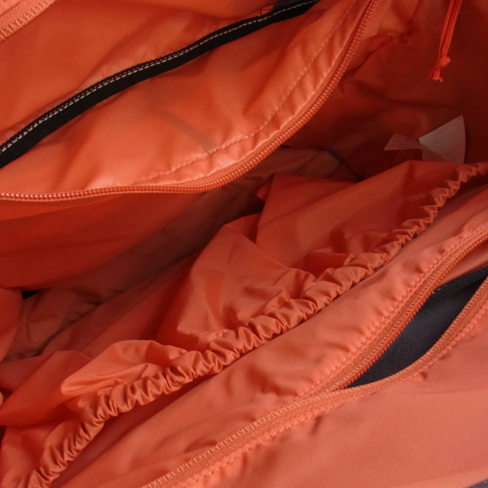 ARC'TERYX アークテリクス 6430 Mistral 16 Messenger Bag Crossbody Bag メッセンジャー バッグ ショルダー バッグ ロゴ 刺繍 グレー系 ワインレッド系【中古】