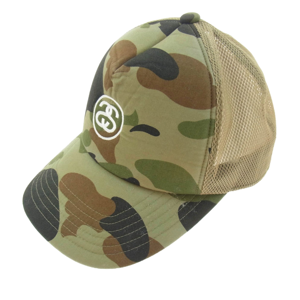 A BATHING APE アベイシングエイプ × STUSSY ステューシー 30周年 記念 1ST CAMO TRUCKER HAT メッシュ キャップ カモフラージュ 猿迷彩 カーキ系 F【中古】