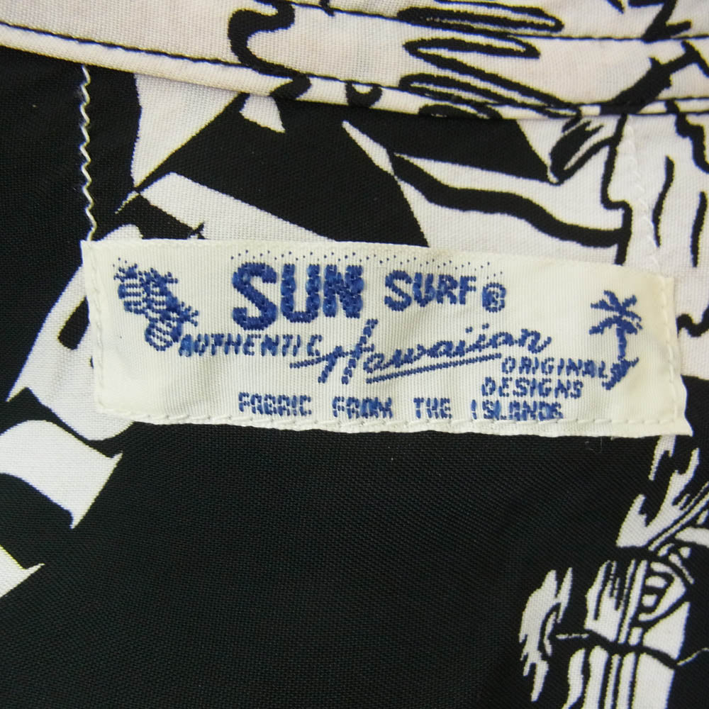 SUN SURF サンサーフ SS39012 RAYON HAWAIIAN SHIRT SHOWING HAWAIIAN ISLAND ハワイアン アロハ シャツ ブラック系 M【中古】