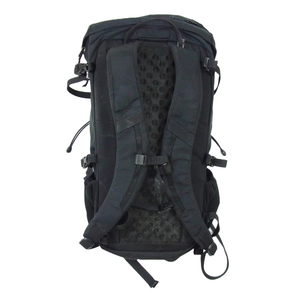 ARC'TERYX アークテリクス BRIZE 25 BACKPACK ブライズ 25 ナイロン バックパック リュック ブラック系【中古】
