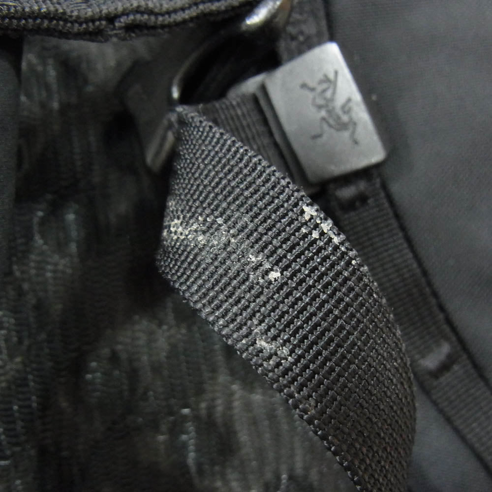 ARC'TERYX アークテリクス BRIZE 25 BACKPACK ブライズ 25 ナイロン バックパック リュック ブラック系【中古】