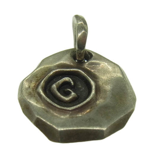 GARNI ガルニ G Stamp Chip Pendant Gスタンプ チップ メタル タタキ ペンダントトップ シルバー系【中古】