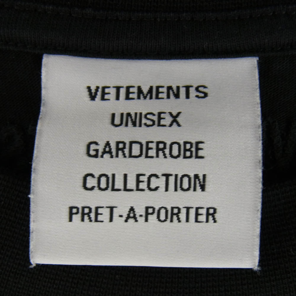 VETEMENTS ヴェトモン 21AW UA52TR540B スローガン プリント 半袖 Tシャツ ブラック系 XS【中古】