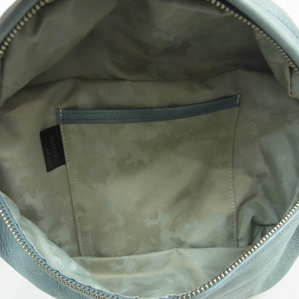 aniary アニアリ 01-07003 レザー ボディ ウェスト バッグ Body Bag 牛革 グレー系 ブルー系 Pale Blue【美品】【中古】