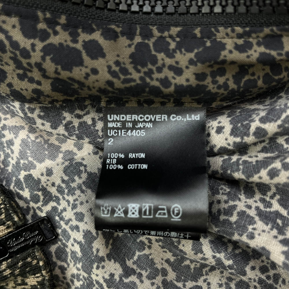 UNDERCOVER アンダーカバー 25SS UC1E4405 レーヨン総柄 プルオーバー 半袖 シャツ ブラック系 カーキ系 ベージュ系 2【新古品】【未使用】【中古】