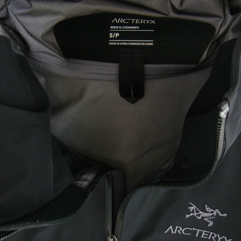 ARC'TERYX アークテリクス X000007126-147126 BETA LT JACKET ベータ ジャケット マウンテン パーカー ブラック系 S【中古】