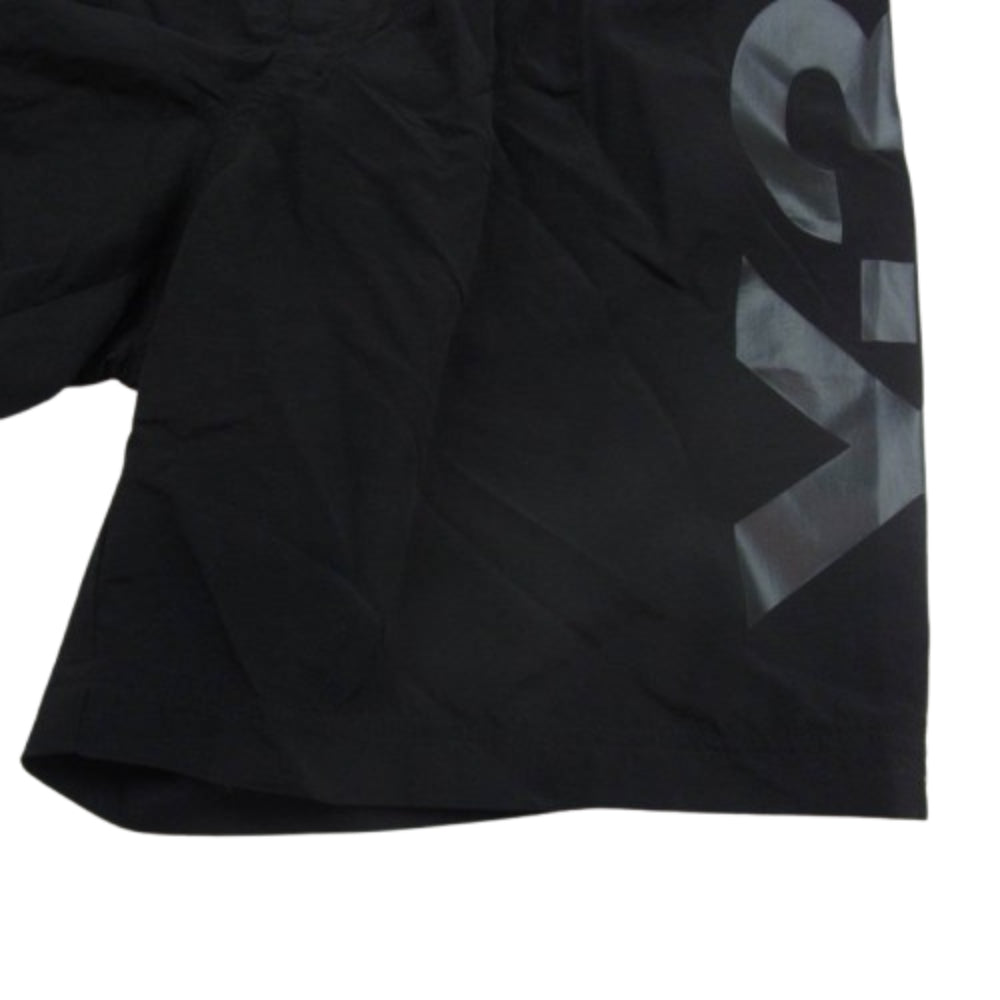 Y-3 Yohji Yamamoto ワイスリー ヨウジヤマモト 1OP001 ビッグロゴプリント ナイロン ショーツ ハーフパンツ ブラック系 XS【中古】