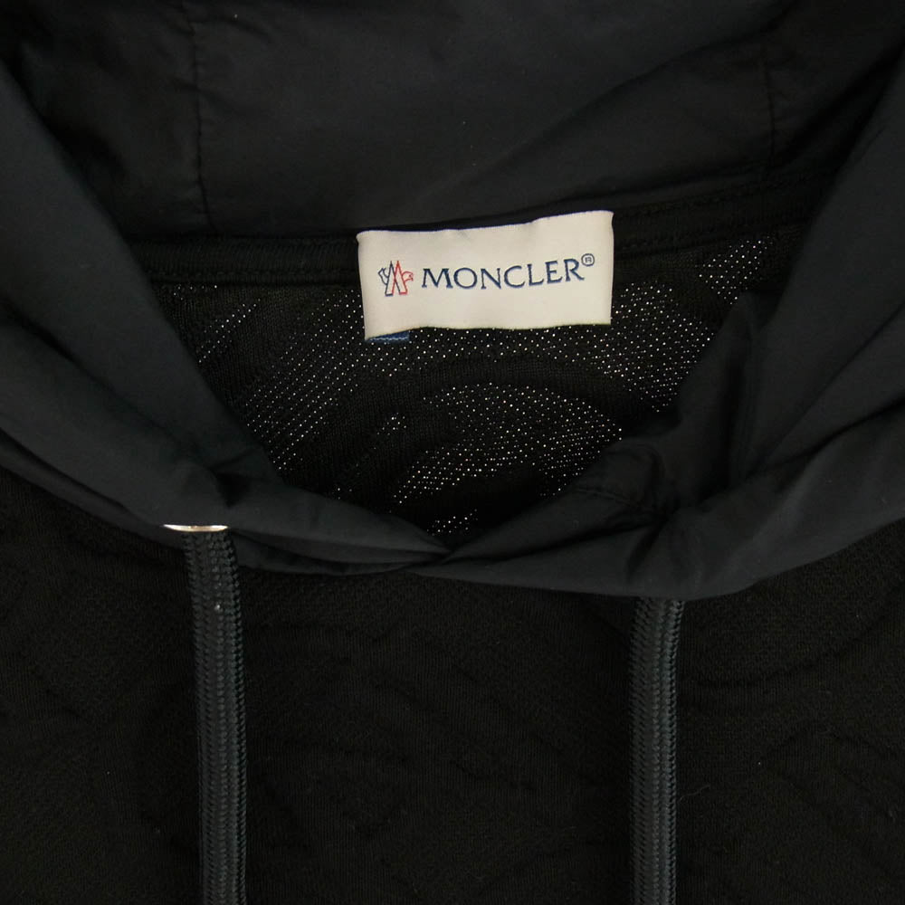 MONCLER モンクレール 22AW H20918G00040 899Q8 モンクレールジャパンタグ エンボスロゴ 刺繍 ナイロンフード スウェット パーカー ブラック系 L【中古】