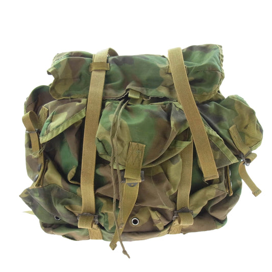 ユーエス アーミー 米軍 LC-1 迷彩 カモフラ アリスパック ミリタリー バッグ パック　 マルチカラー系【中古】